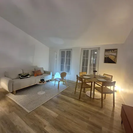 Flower, 3 P, Wifi, Hyper-center, Equipped Kitchen * La Rochelle (Charente-Maritime)